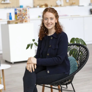 Ségolène Prat, Sustainability & Social Impact Manager chez Anaïk, interviewée sur l'outil innovant d'éco-score de l'entreprise.