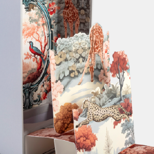 Anaïk pop-up packaging with dreamlike decor.